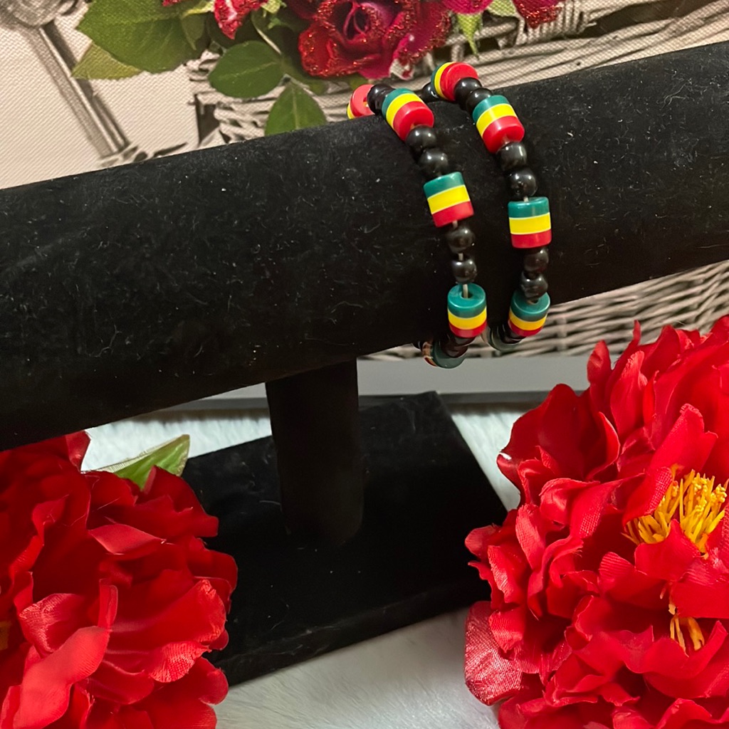 Jamaican Bracelet Set Of 2 20$